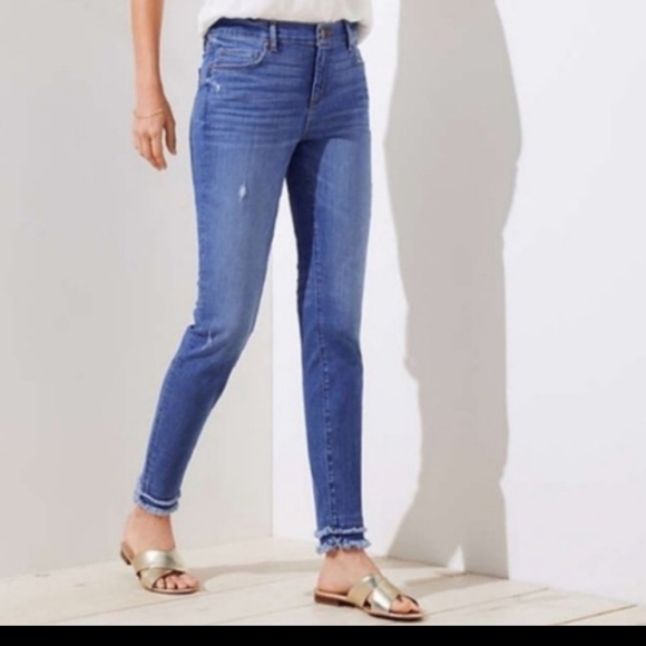 🌿Ann Taylor SOLD NWOT Double Raw Hem Jeans sz 30 - Picture 2 of 4